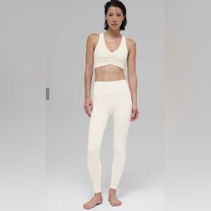 Alo Yoga High-Waist Airbrush Legging- Ivory - XS